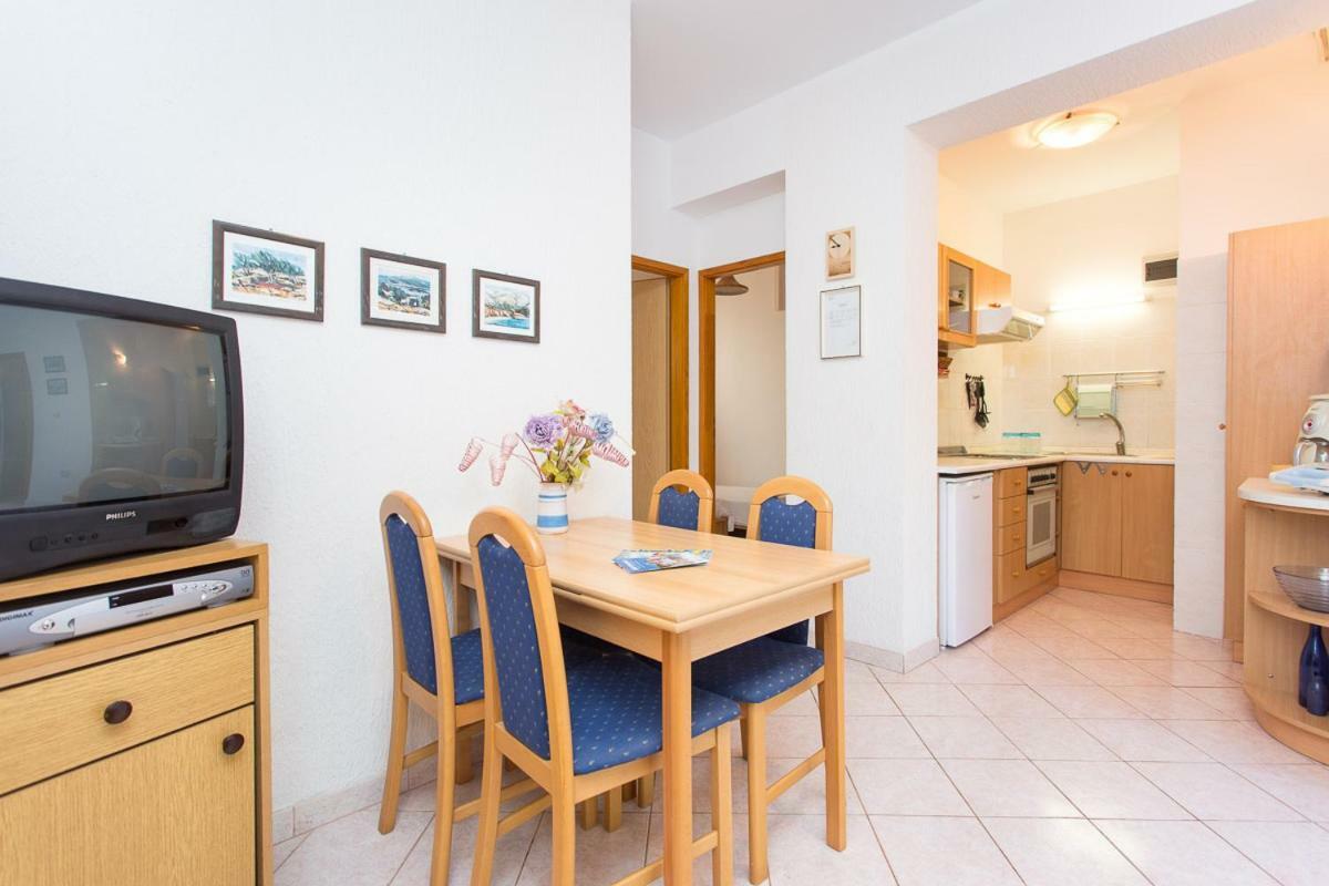 2-Bedroom Apartment 300M From Beach In Punat Exteriér fotografie